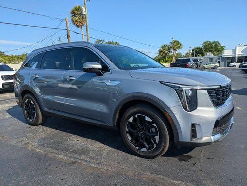 2024 Kia Sorento S