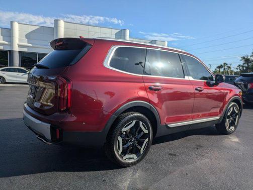 2023 Kia Telluride S