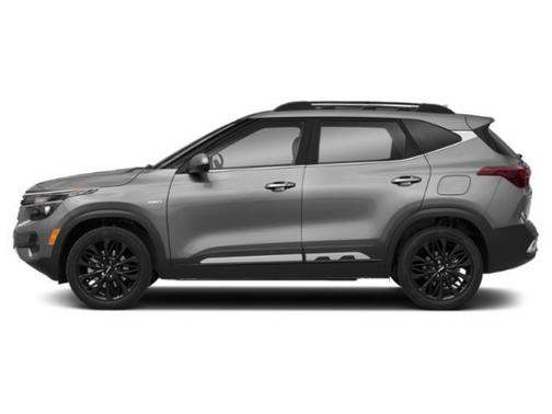 Clear White/Black Roof 2023 Kia Seltos Nightfall Edition