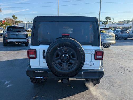 2021 Jeep Wrangler Sport