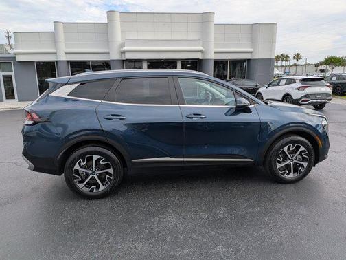 Vesta Blue 2023 Kia Sportage Hybrid EX