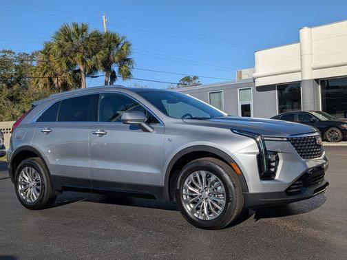 2024 Cadillac XT4 Premium Luxury