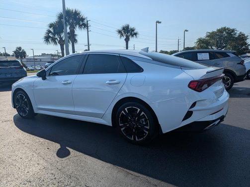 2024 Kia K5 GT-Line