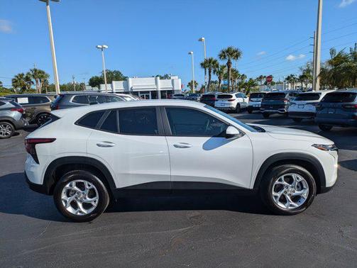 2024 Chevrolet Trax LS