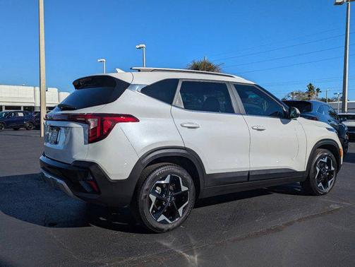 2024 Kia Seltos EX
