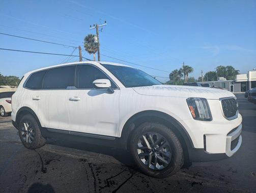 2024 Kia Telluride LX