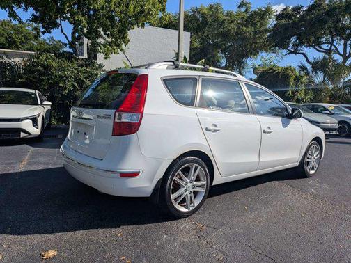Monaco White 2012 Hyundai Elantra Touring SE