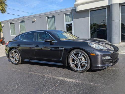 2012 Porsche Panamera 4