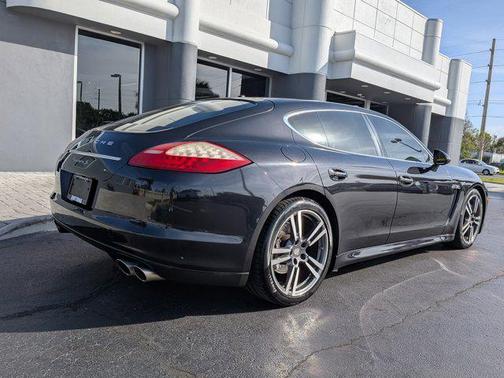 2012 Porsche Panamera 4