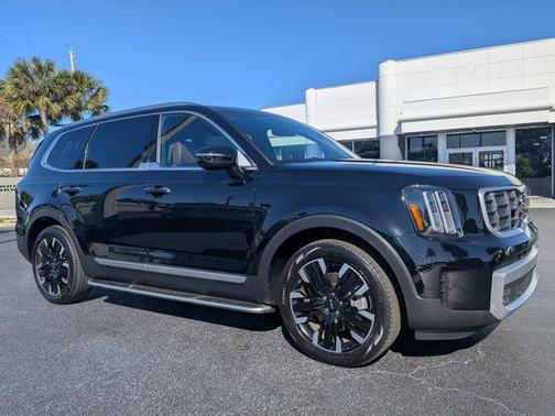 Ebony Black 2024 Kia Telluride SX