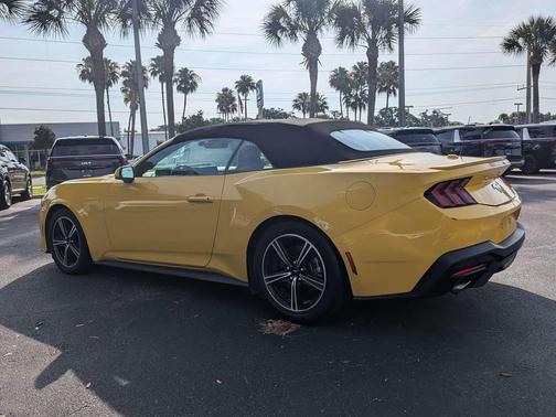YELLOW SPLASH MET 2024 Ford Mustang EcoBoost Premium