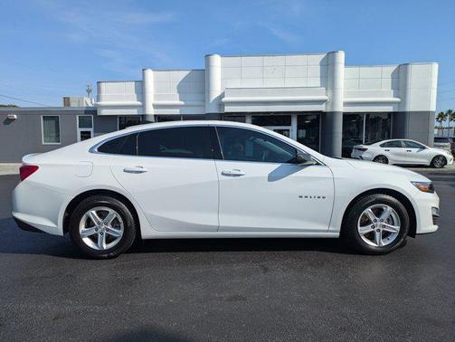 2022 Chevrolet Malibu 1LS