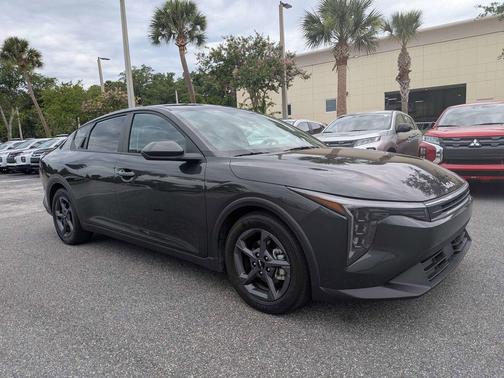 Interstellar Gray 2025 Kia K4 LXS
