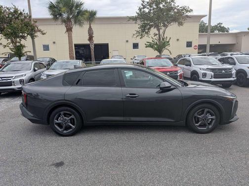 Interstellar Gray 2025 Kia K4 LXS