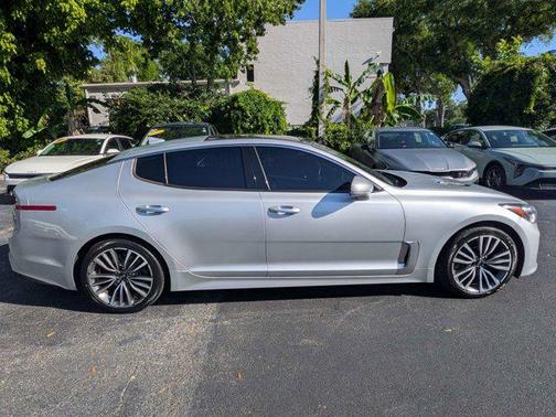 Silky Silver 2018 Kia Stinger Premium