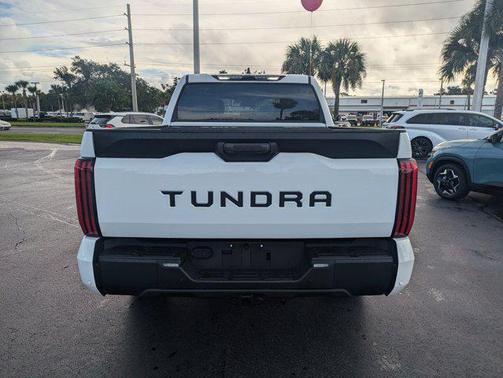 2024 Toyota Tundra SR5