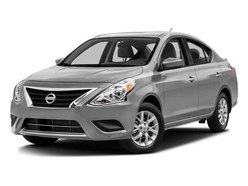 Brilliant Silver 2017 Nissan Versa 1.6 SV