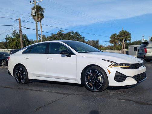 2023 Kia K5 GT-Line