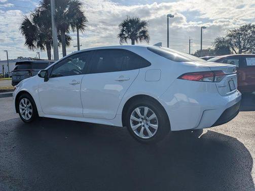 2025 Toyota Corolla Hybrid LE