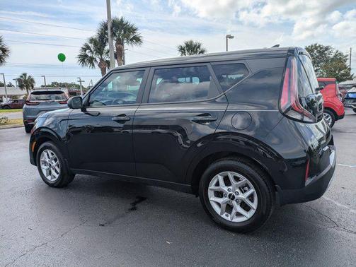 2025 Kia Soul S