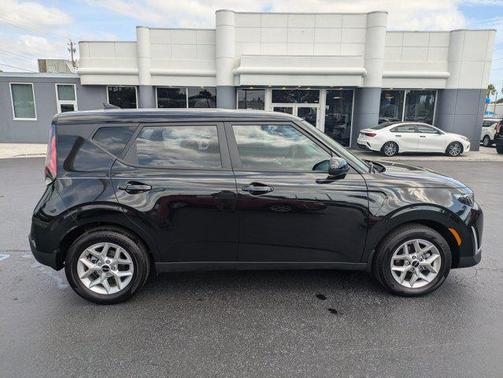 2025 Kia Soul S