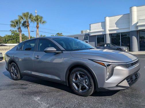 Steel Gray 2025 Kia K4 LXS