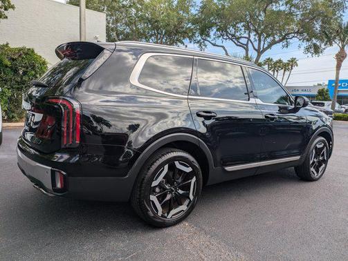 2023 Kia Telluride EX