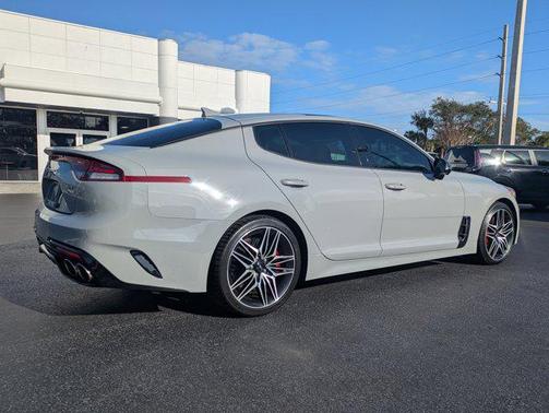 2022 Kia Stinger GT2