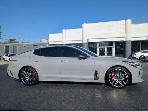 2022 Kia Stinger GT2