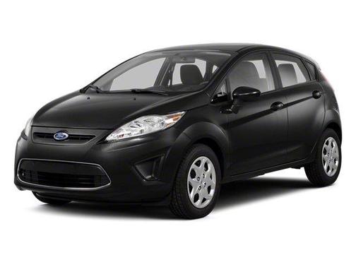 Oxford White 2013 Ford Fiesta SE