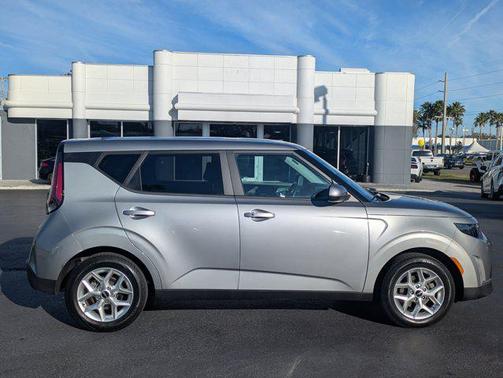 2023 Kia Soul S