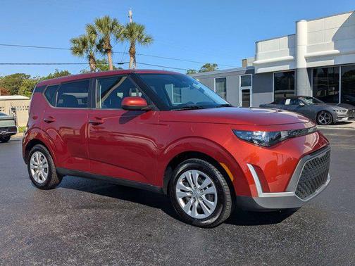 Mars Orange 2024 Kia Soul LX