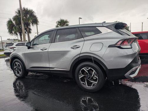 2025 Kia Sportage LX