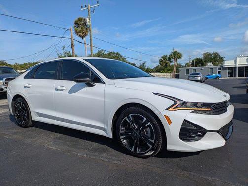 2024 Kia K5 GT-Line