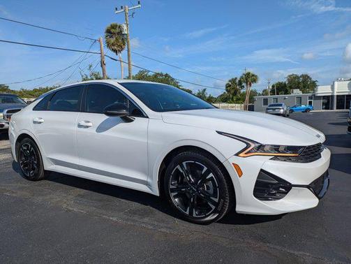 2024 Kia K5 GT-Line