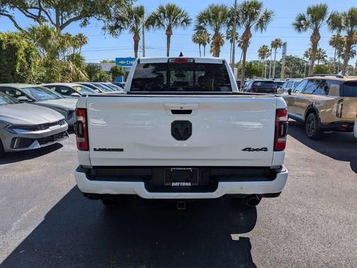 Bright White Clearcoat 2020 RAM 1500 Laramie