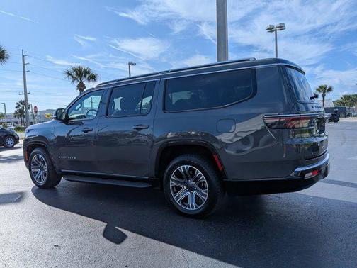 Baltic Gray Metallic Clearcoat 2024 Jeep Wagoneer L Series II 4x2