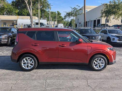 Mars Orange 2025 Kia Soul LX