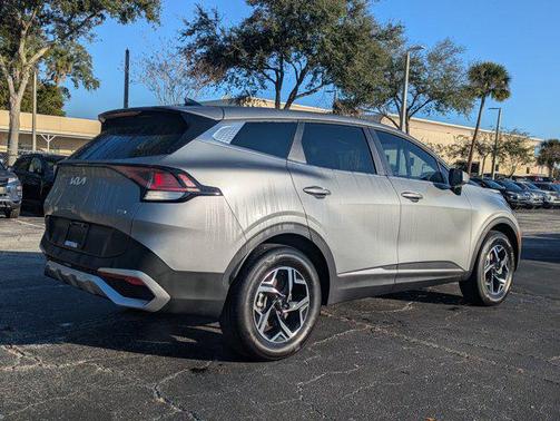 2025 Kia Sportage LX