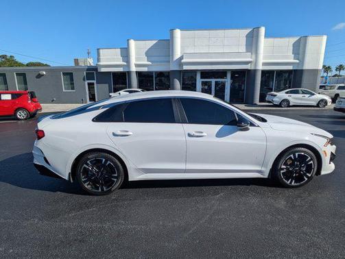 2024 Kia K5 GT-Line
