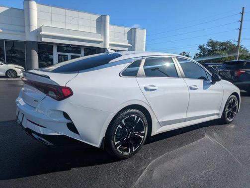 2024 Kia K5 GT-Line