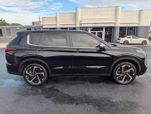 2022 Mitsubishi Outlander ES 2.5 2WD