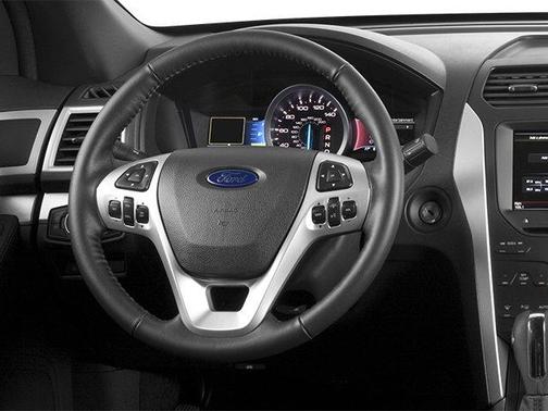 Ingot Silver Metallic 2014 Ford Explorer XLT