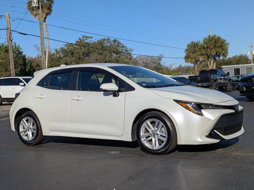 2019 Toyota Corolla Hatchback SE