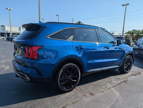2023 Kia Sorento SX
