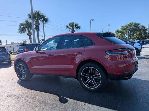 2021 Porsche Macan Macan