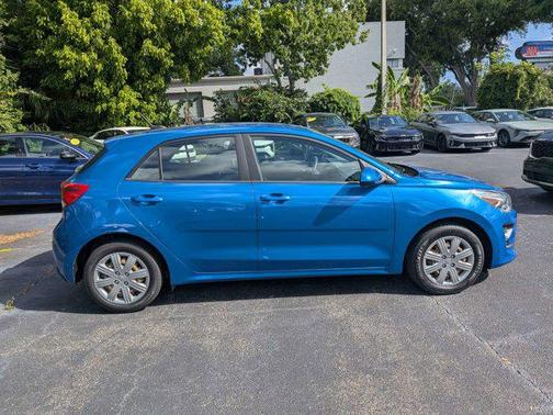 Sporty Blue 2022 Kia Rio S