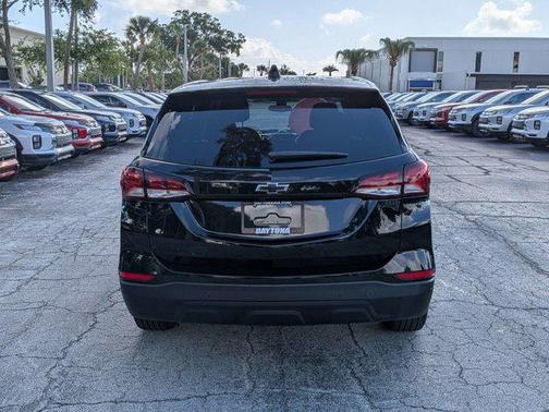 Mosaic Black Metallic 2024 Chevrolet Equinox LS