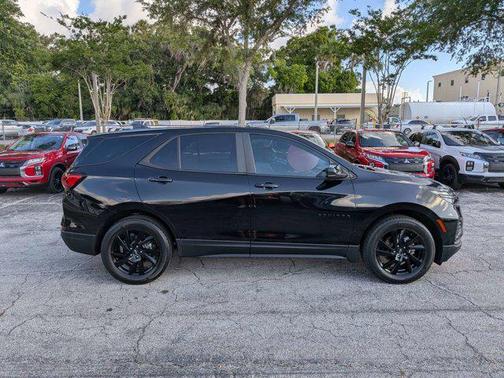 Mosaic Black Metallic 2024 Chevrolet Equinox LS