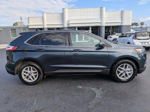 STONE BLUE METALL 2022 Ford Edge SEL